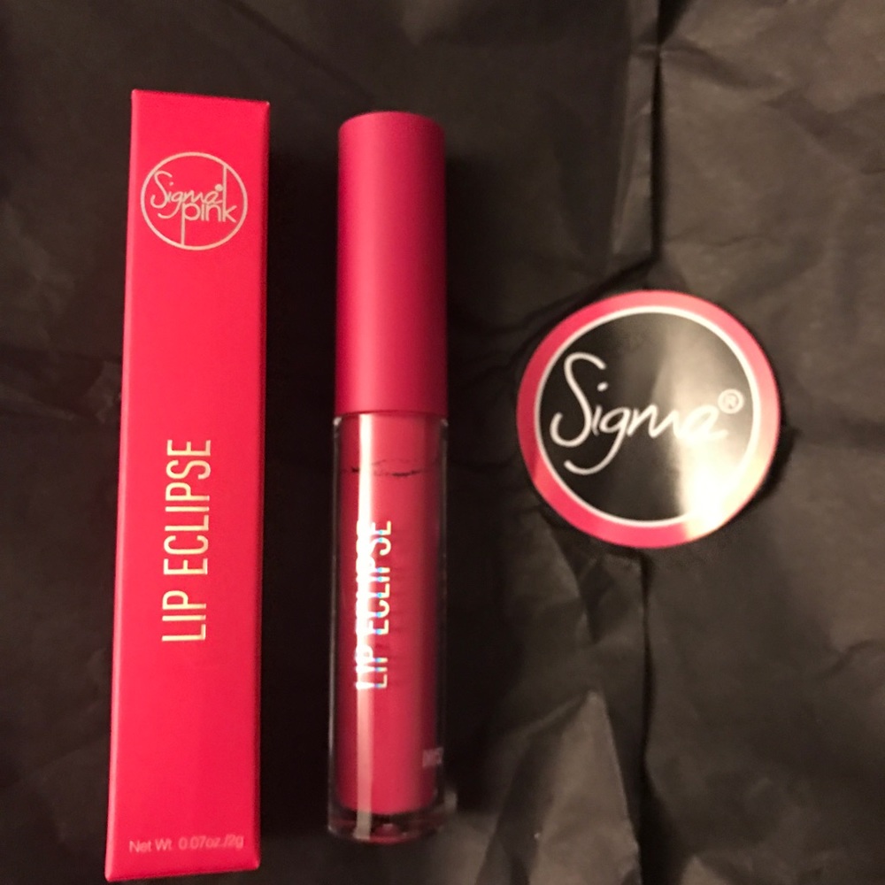 Sigma Beauty Lip Eclipse Gloss in Sigma Pink
